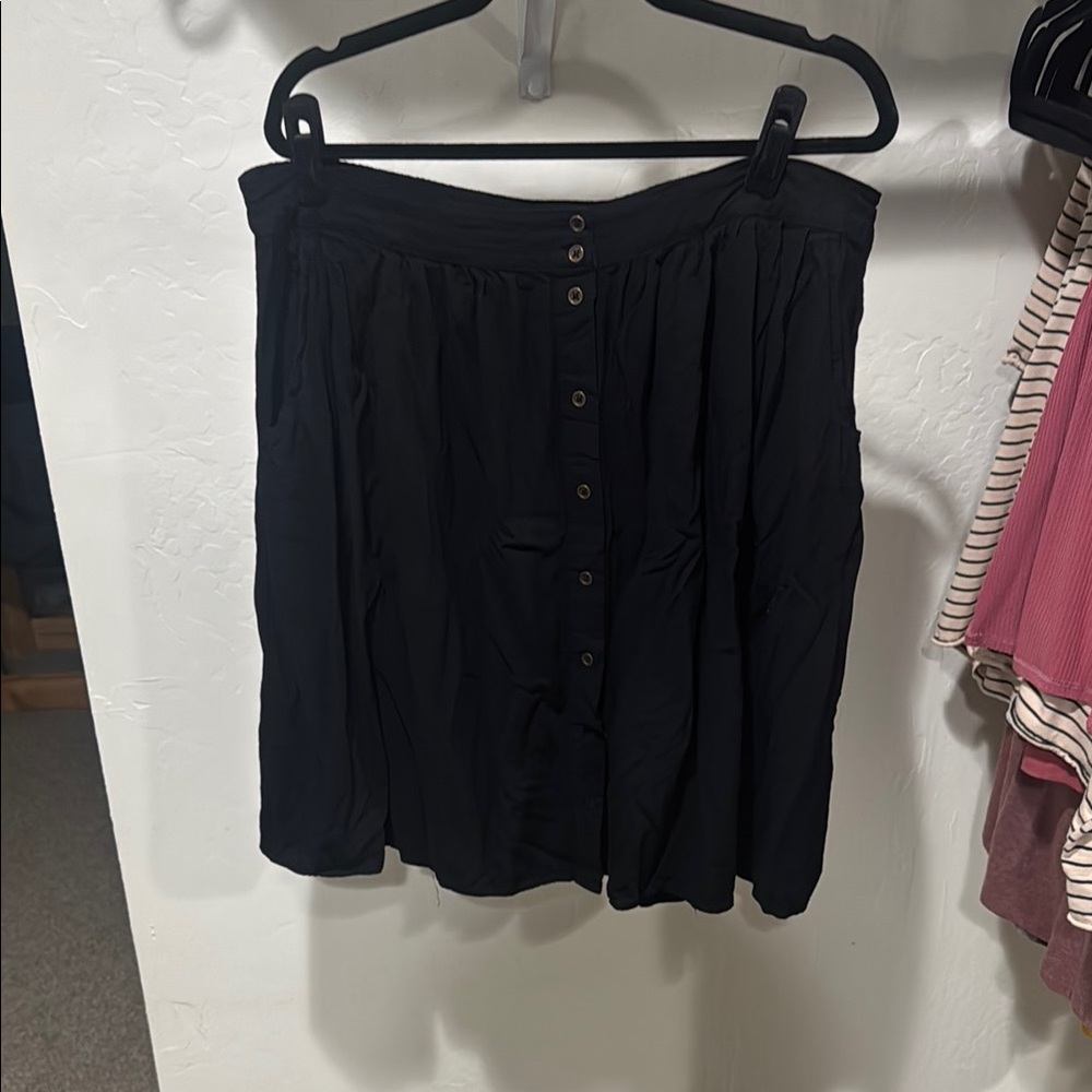 Forever 21 Black Plus Size Skirt